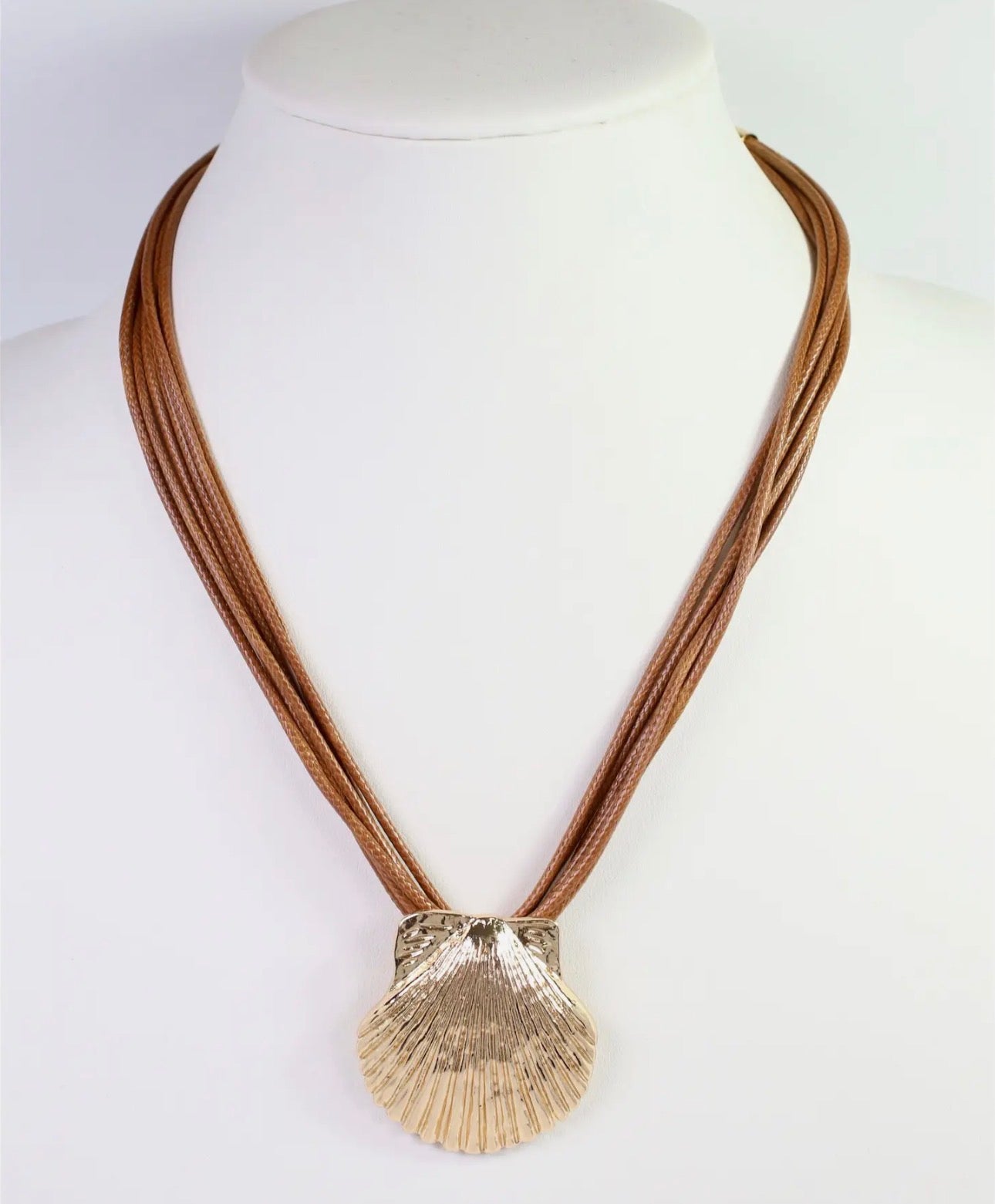 Scallop Cord Necklace